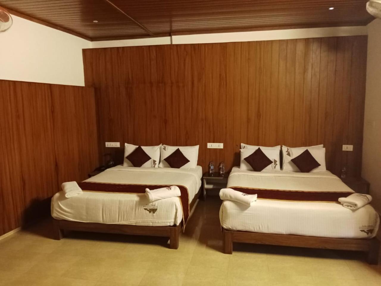 Coorggavadana Hotel Madikeri Kültér fotó