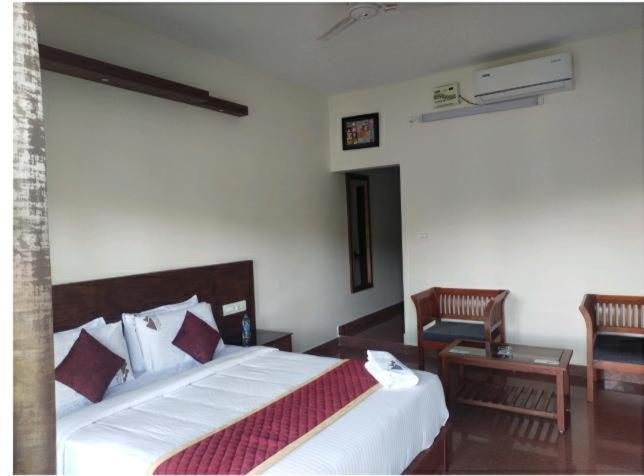Coorggavadana Hotel Madikeri Kültér fotó